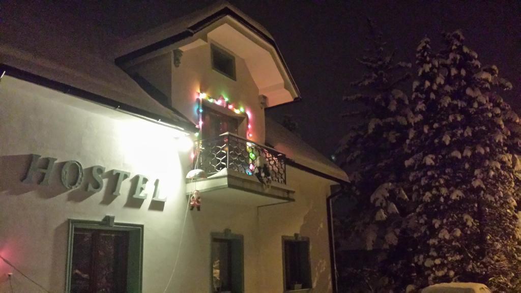 Mama'S House Hostel Церкле на Горенскем Екстериор снимка