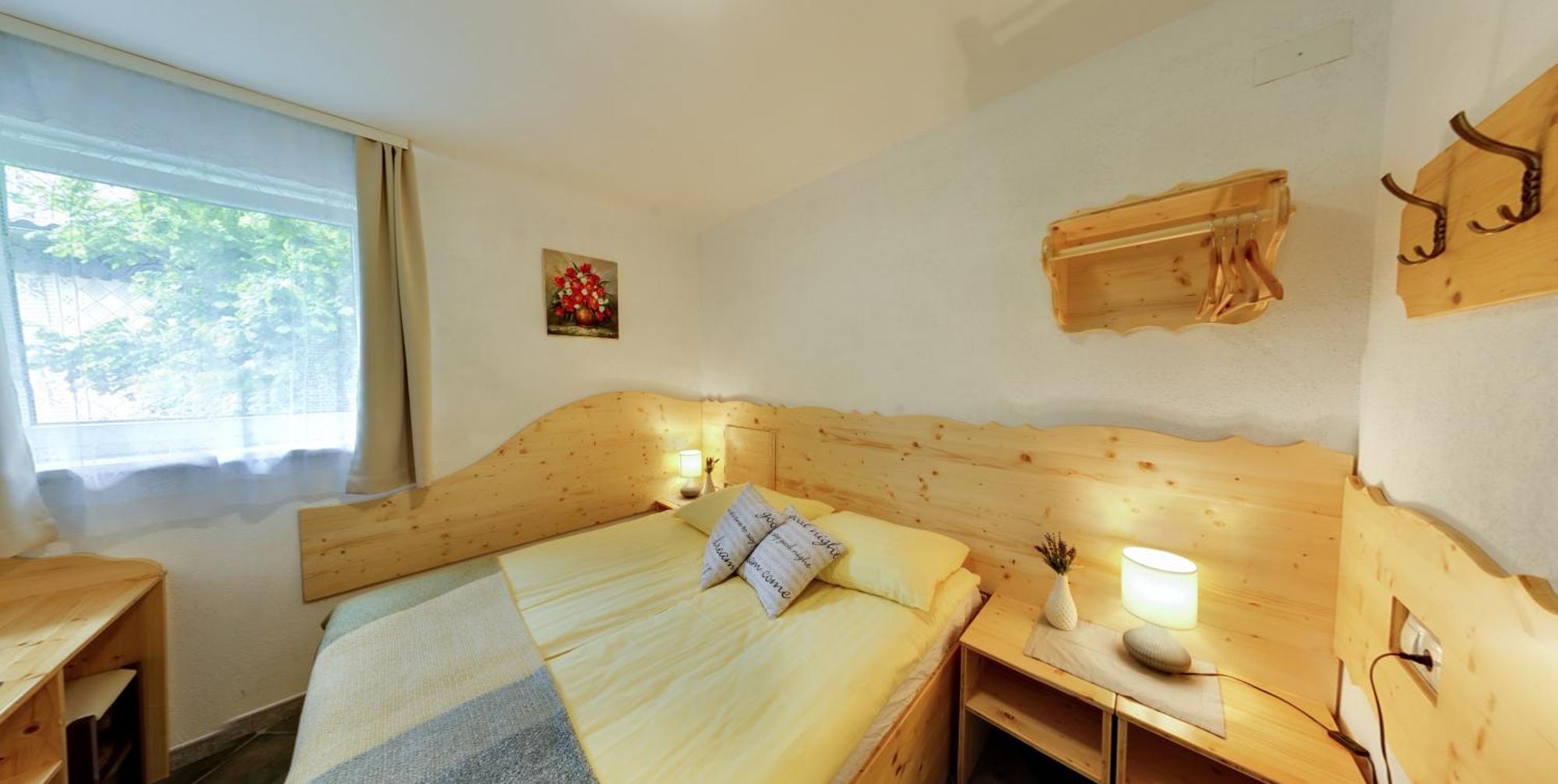 Mama'S House Hostel Церкле на Горенскем Екстериор снимка
